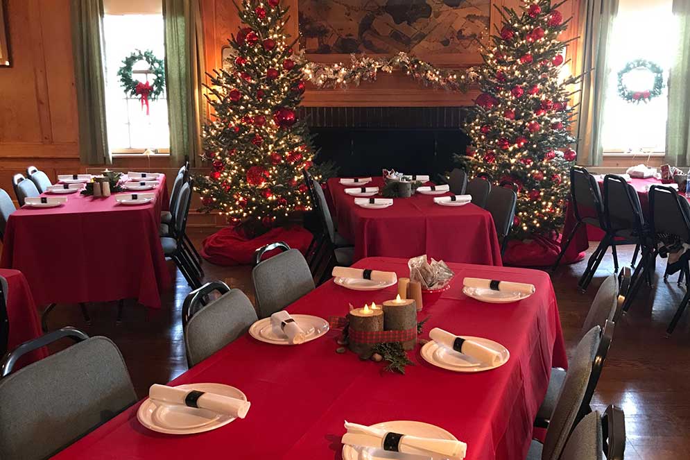 Quail Hollow Library for Holidays